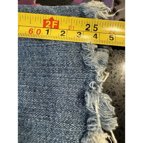 Mother The Insider Crop Step Chew in Dancing on Coals Distressed Blue Jeans Sz26 Size 26