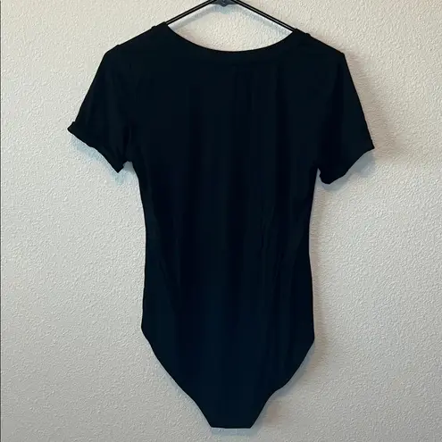 MANGOPOP VNeck Bodsuit Black Size Medium