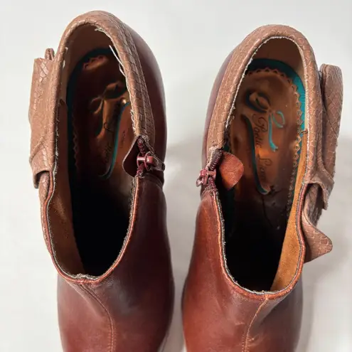 Poetic Licence London Brown Leather Ankle Boots Bow Heel Snake Print 8.5M Size 8.5