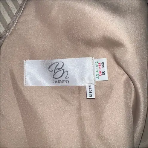 Jasmine Gorgeous B2 by  Gold Sequin Gown! - Image 6