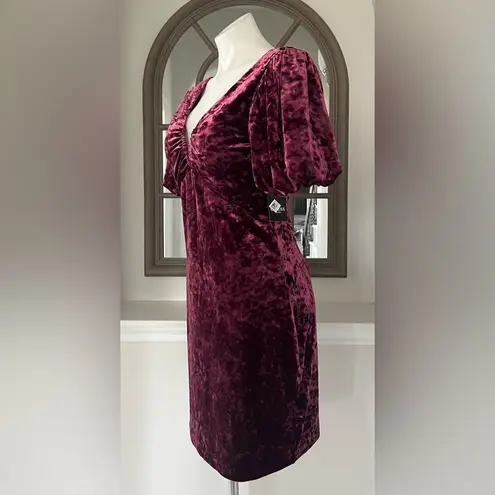 Guess  Textured Bodycon Crushed Velvet Mini Dress in Wine Size 10 New