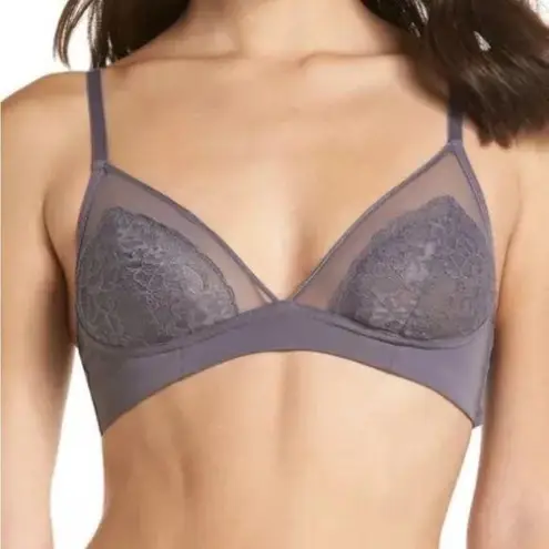 HONEYDEW Sydney Lace & Mesh
Bralette in the color shadow NWT size small Gray