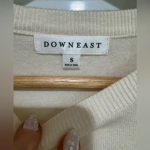 Downeast Cream Knit Embroidered Lemon π Top