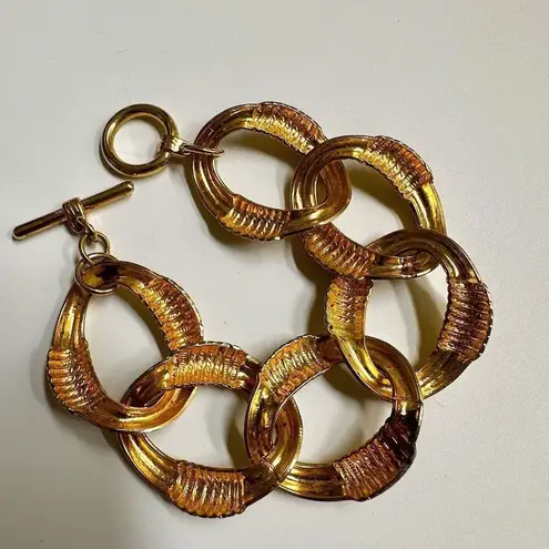 Gold tone vintage chain link bracelet