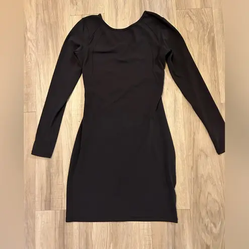 Lululemon  contour dress Nulu long sleeve Cross Back