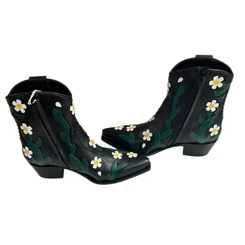 Valentino Garavani Black Leather Daisy Ankle Cowboy Boots 5.5 - 6 Women Size 36