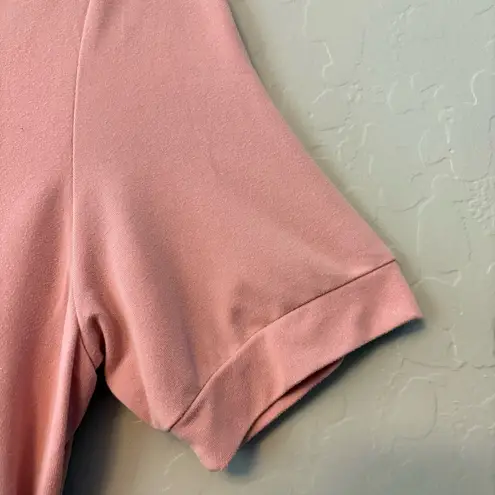 ⭐️Boutique pink short sleeve stretchy knee length maternity dress size medium