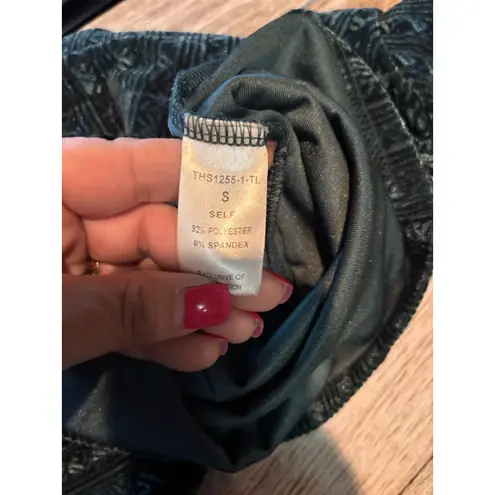 THML Green Velvet Mock Neck Puff Sleeve Textured Short Sleeve Top Size Small