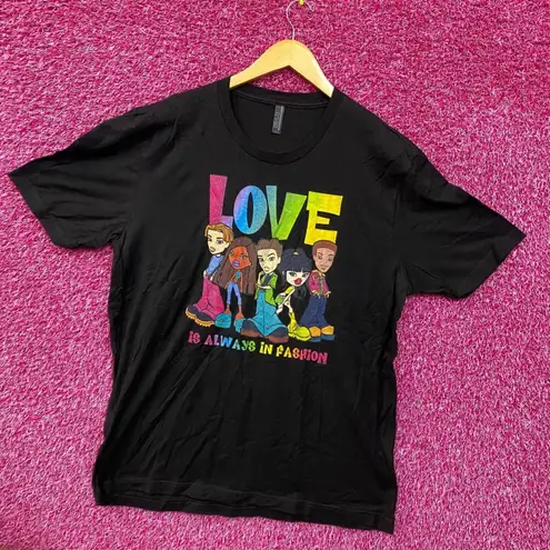 Bratz Love Is Always In Fashion Rainbow Graphic Design T-Shirt XL.