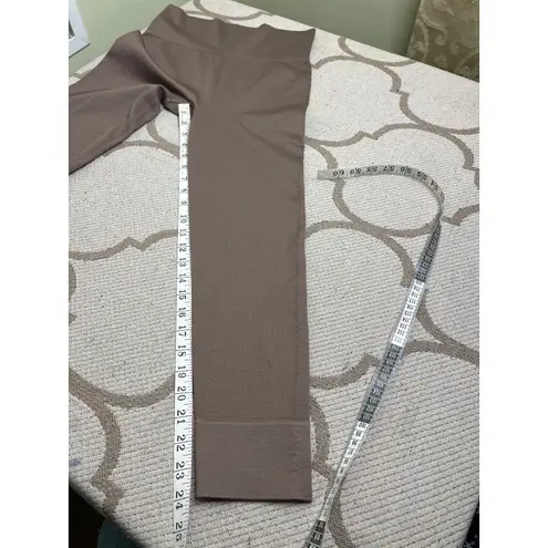 Madewell  MWL Seamless 7/8 Ribbed High Waisted Leggings, size small-medium, NF342