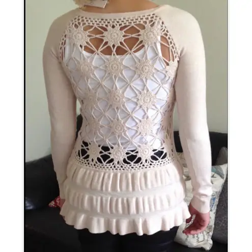 SIONI Ruffle Hem Crochet Open Back Tunic Size Large Cream Wool Sweater Boho