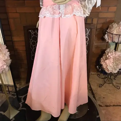 VINTAGE MID TO LATE 70'S PEACH OFF