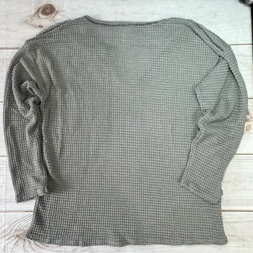 BiBi Gray Lightweight Waffle Knit Notched Neckline Long Sleeve Shirt Size XL