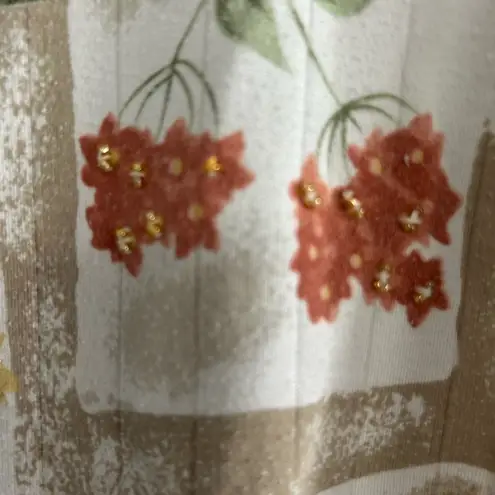 Alfred Dunner Cream and Green Blouse with Vintage Print Size XL