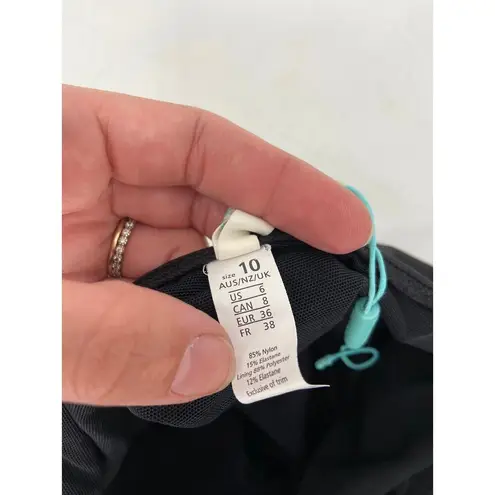 Sea Level Australia Eco Essentials Twist Front Multifit Black One Piece Swimsuit Size 6