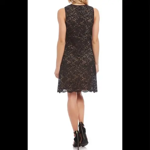 Karen Kane stretch Guipure lace dress. New