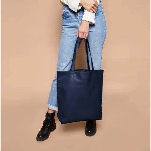 Leatherology Uptown Vertical Tote Bag Navy Blue Size Large