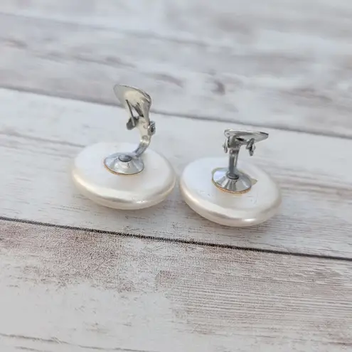 Vintage Clip On Earrings 1 & 1/8" Cream