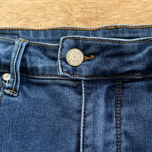 Judy Blue Women’s Sz 15/32 Control Top Raw Hem Flare Jeans