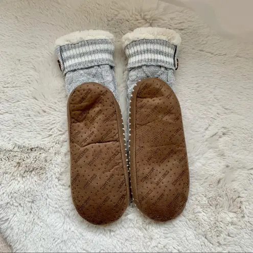 Mukluks Sherpa Lined Grey & White Slipper Socks M (7