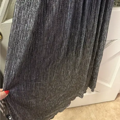 Dress the Population
Kienna Gown