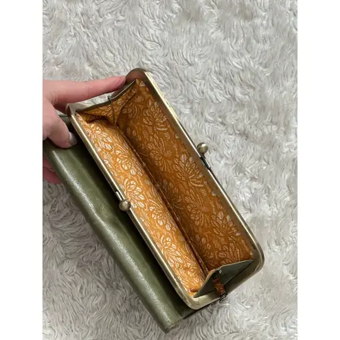 Hobo International HOBO Green Rachel Leather Frame Wallet Yellow Floral Lining Gold Kisslock Clutch