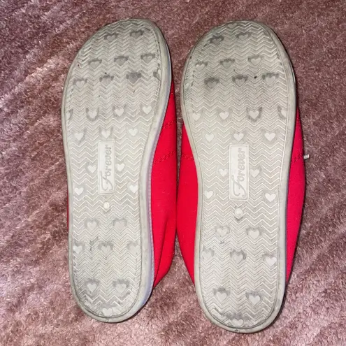 Stylish Red Women's Sneakers Size 6