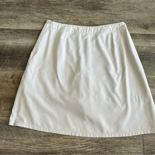 Patagonia  Women's Duway Skirt Khaki Skort Size 4 Trail Hiking Outdoor Activewear