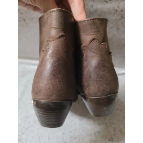 DETAILS Harris Hawk Leather Western Ankle Boots Women 6.5 Scroll Leather Spanish Brown