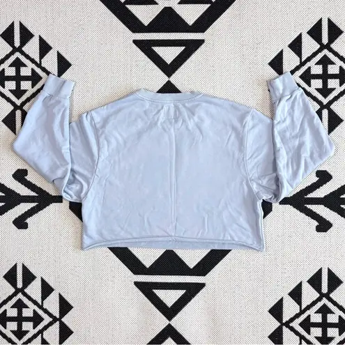 All Fenix Camila Light Blue Cropped Crewneck Sweatshirt Medium