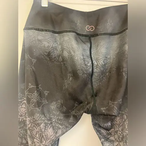 "Warm Tight Fit Legging, Purple Orchid" Calia by Carrie Underwood Size S Black