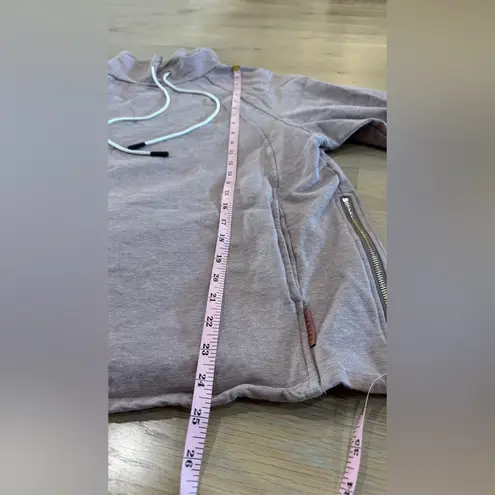 Varley Atlas Sweatshirt tan brown size medium