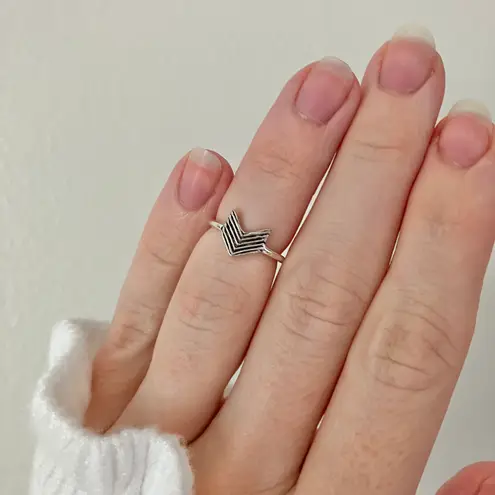 American Vintage Vintage Chevron Arrow Stacking Silver Ring Accent Pinkie Small Punk Minimal Eclectic Jewelry