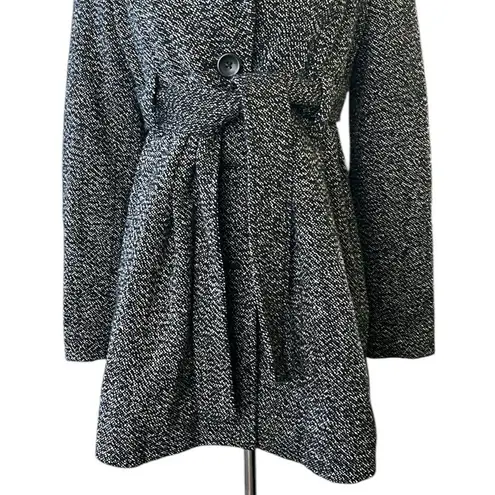 Liz Lange For Target Maternity Coat White Size undefined - Image 5