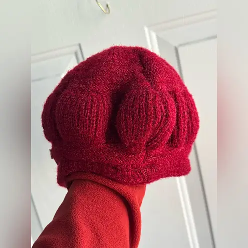 Red Knit Beret Hat with Fleece Lining & Bow Accent
