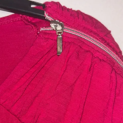 Chic Zippered Hot Pink Blouse with Zipper Shoulders & Front Gathered Middle L Size L