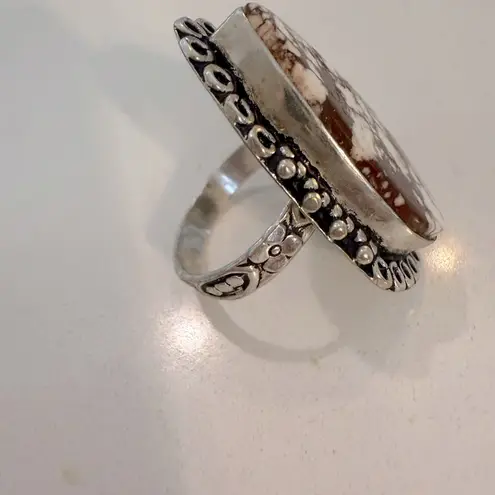Elegant Brown and White gemstone Teardrop Ring