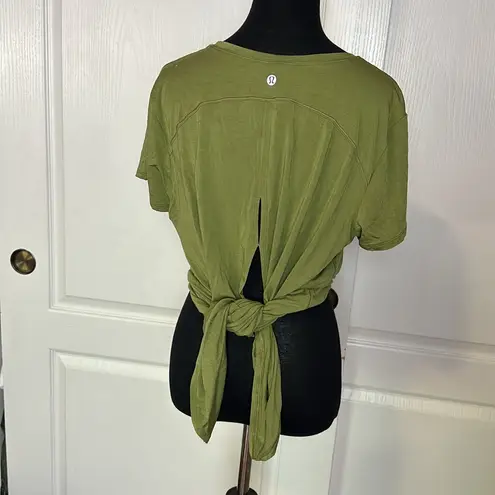 Lululemon  OPEN BACK MODAL SILK BLEND GREEN TIE BACK TEE
