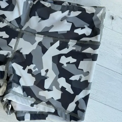The Barbell Cartel Women’s Camo Gray, Black & White Comp Short 2.5” Size S