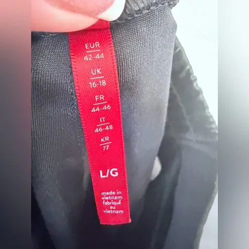 Spanx  Women's Size Large Black Leather-Like High-Waisted Jogger Pant - Image 12