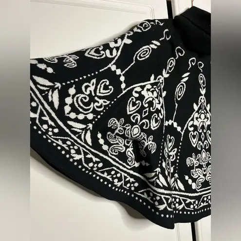 Max Mara 100% Wool Sweater Turtleneck Poncho