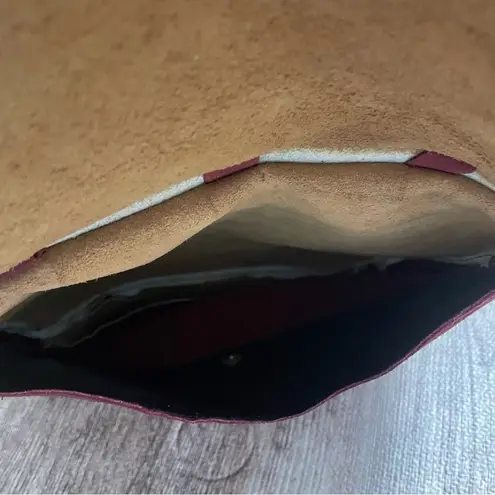 Deadstock Vintage 70s Maroon Leather & Suede Buckle Front Shoulder Purse Pink