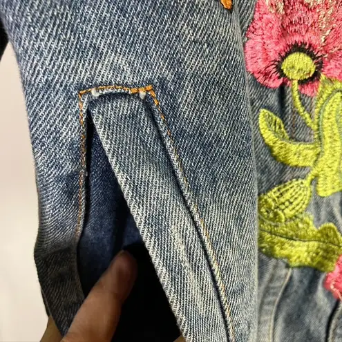 Bagatelle Collection Denim Jacket Studded Embroidered Floral Butterfly Size M Blue Size M