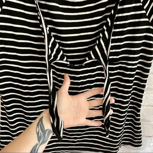 Boutique Striped Knot Front Top