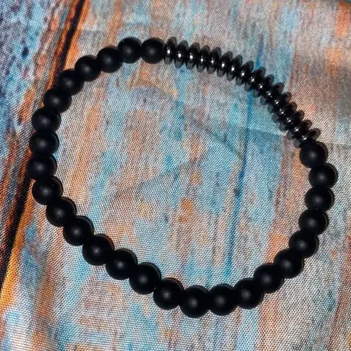 Black Matte Agate with Onyx Bead Cross Bracelet Black
