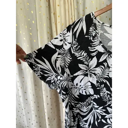 Roaman's Hawaiian Tropical Monstera Leaves Scoop Quarter Button Blouse 1X Black