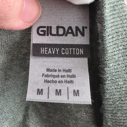 Gildan  Puppie Love Green Camping Dog‎ Graphic T-Shirt Outdoor Adventure Style