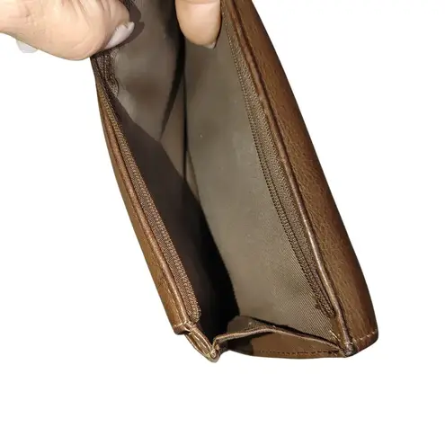 Fossil Brown Leather Wallet Clutch Multiple Slots Snap Zip Closures Organizer