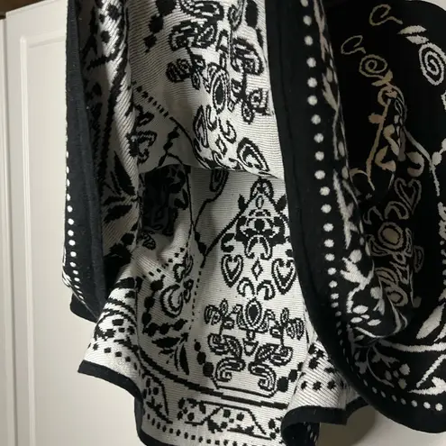 Max Mara 100% Wool Sweater Turtleneck Poncho