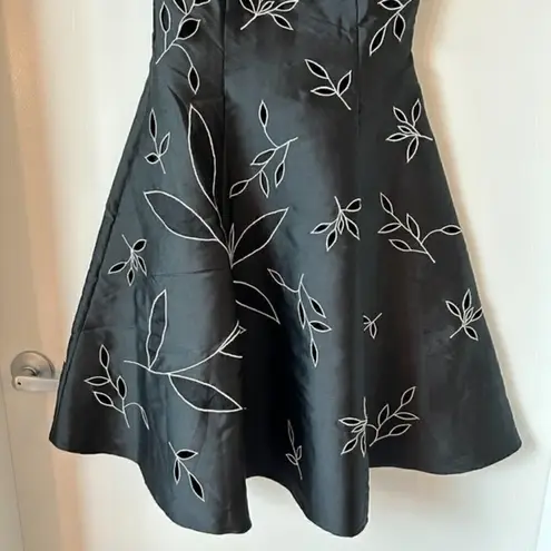 Sachin + Babi Fit & Flare Black Leaflet Couture Dress Size 0 NWT
